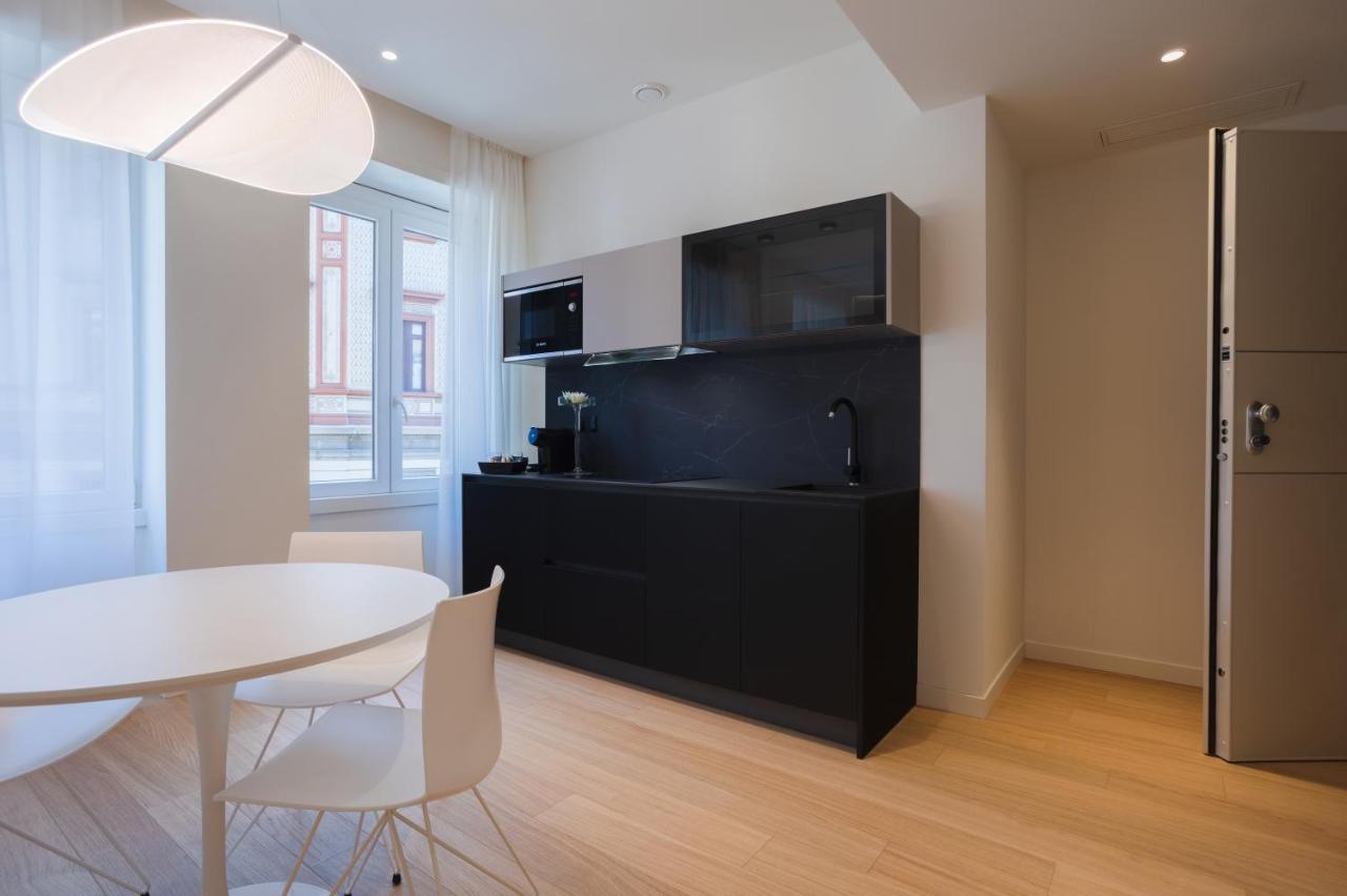 Sant'Ambrogio Apartments, Reception H24 Milan Bagian luar foto